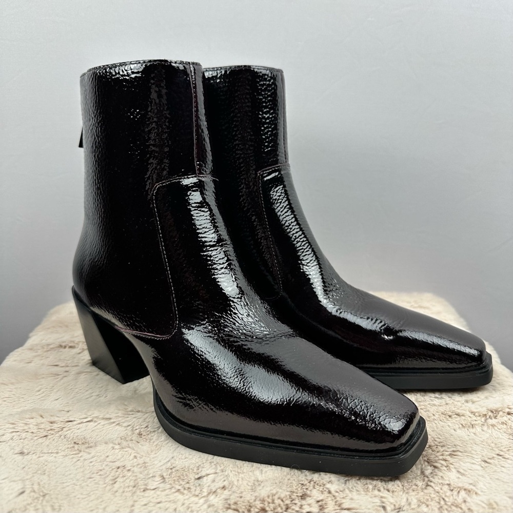 VINCE CAMUTO Women Ankle Bootie Square Toe Stacked Heel Boot Dark Red Wine - Picture 3 of 11